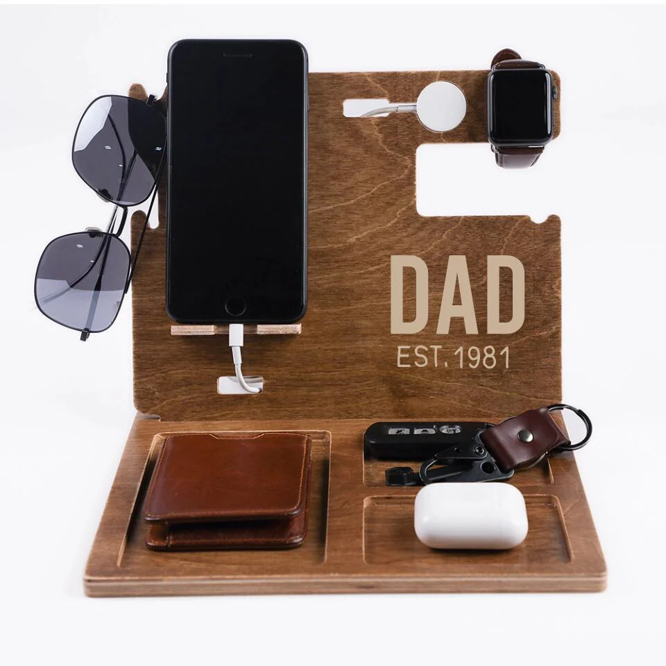 Custom Title Name For Dad - Personalized Wooden Docking Station - Image 3