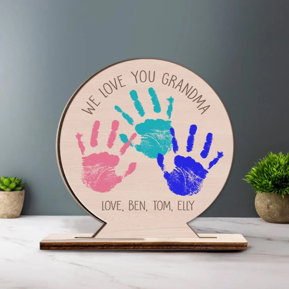 Handprint We Love You Grandma - Personalized Name - Kid's Name - Grandchildren's Name - Custom Wooden Plaque - Mother's Day Gift for Grandmother from Kids - 302ICNNPWP250 - Image 6