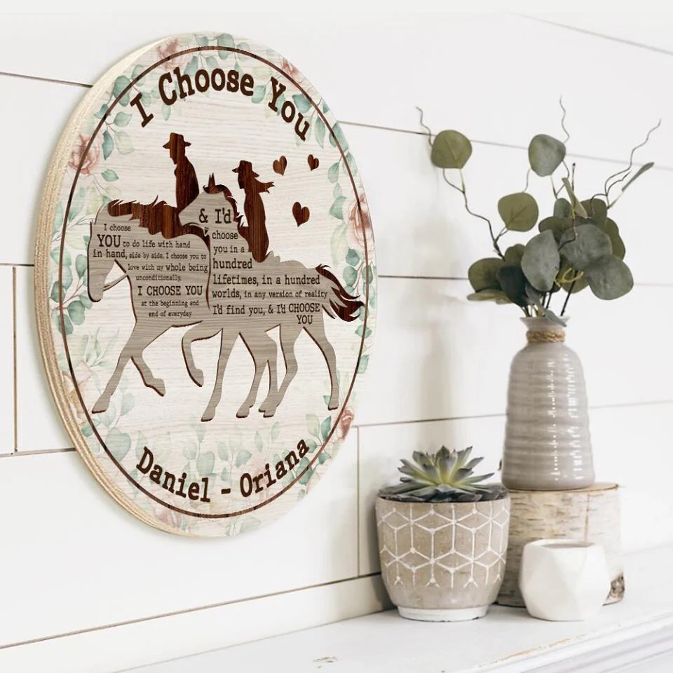 Couple Wooden Sign I Choose You To Do Life With Hand In Hand I'd Find You - Personalized Round Wooden Sign - Gift For Couples On Anniversary - Image 4