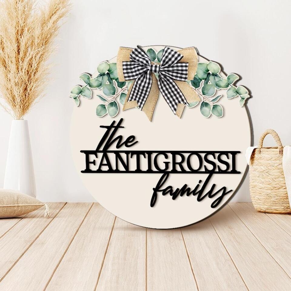 Laurel Wreath With Family Name Custom Wooden Art Wedding Gift For Husband - Image 3