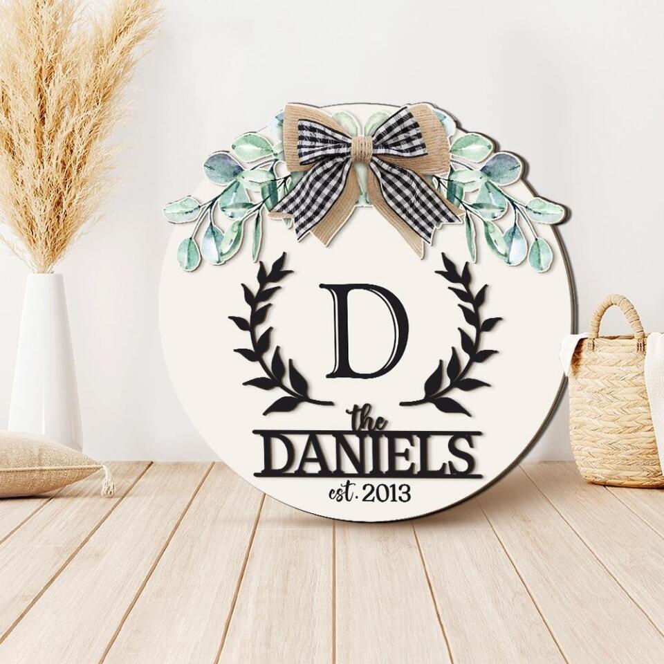 Laurel Wreath With Name Letter Custom Wooden Art Wedding Gift For Husband - Image 3