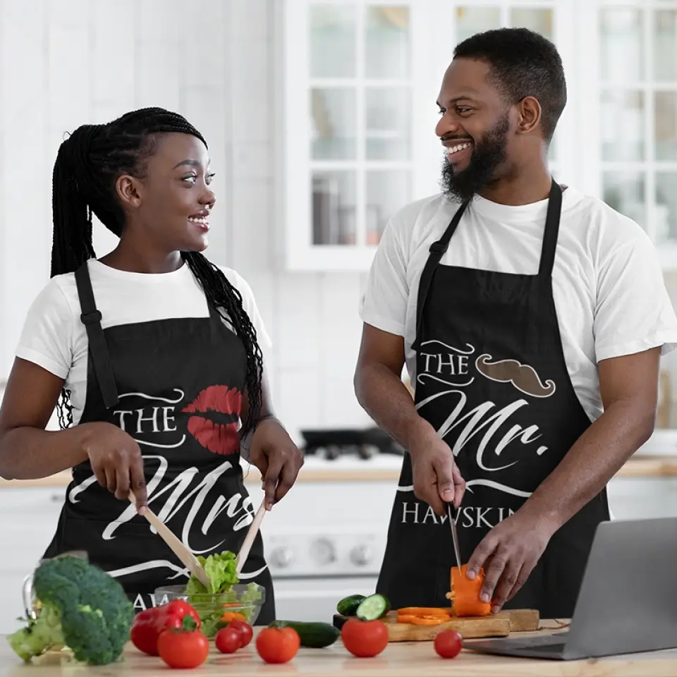 Mr and Mrs Personalized Apron For Couple - Image 8
