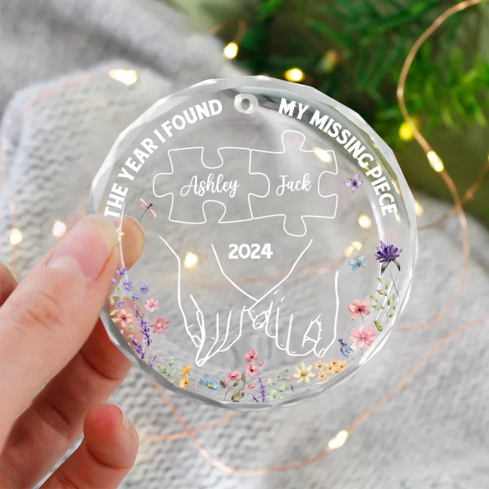 The Year I Found My Missing Piece - Custom Name Glass Ornament - Gift For Couples - Image 4