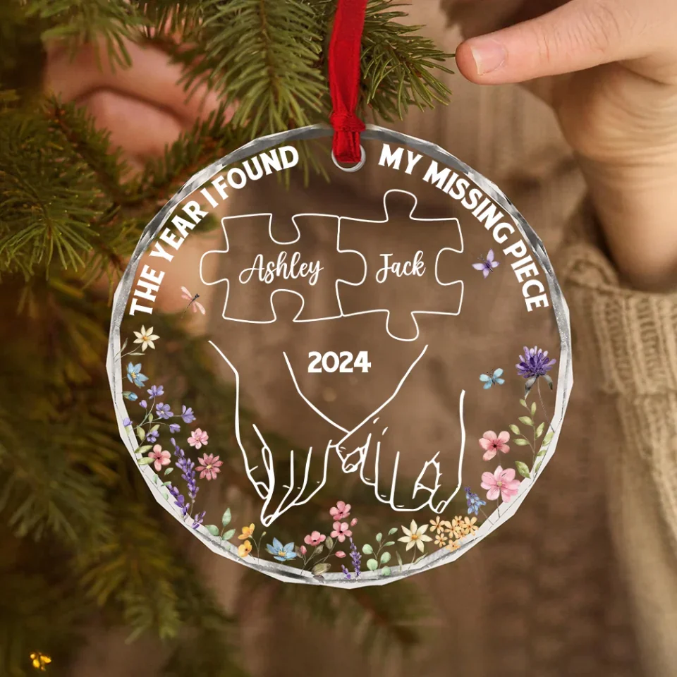 The Year I Found My Missing Piece - Custom Name Glass Ornament - Gift For Couples - Image 7