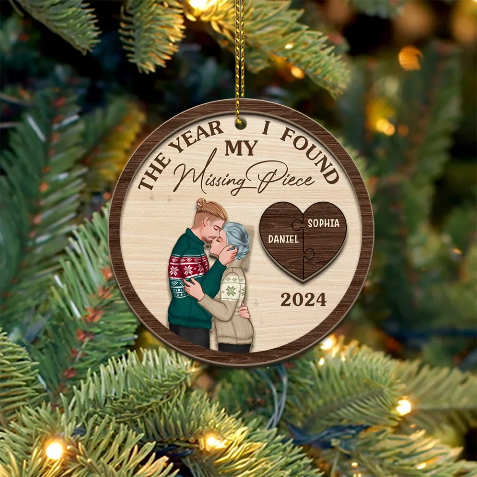The Year I Found My Missing Piece Kissing Couples - Personalized 2-Layered Wooden Ornament - Gift For Christmas - Image 10