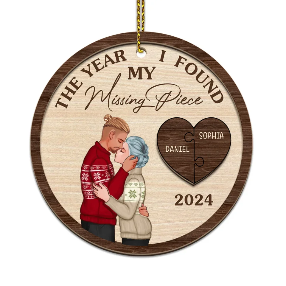 The Year I Found My Missing Piece Kissing Couples - Personalized 2-Layered Wooden Ornament - Gift For Christmas - Image 2