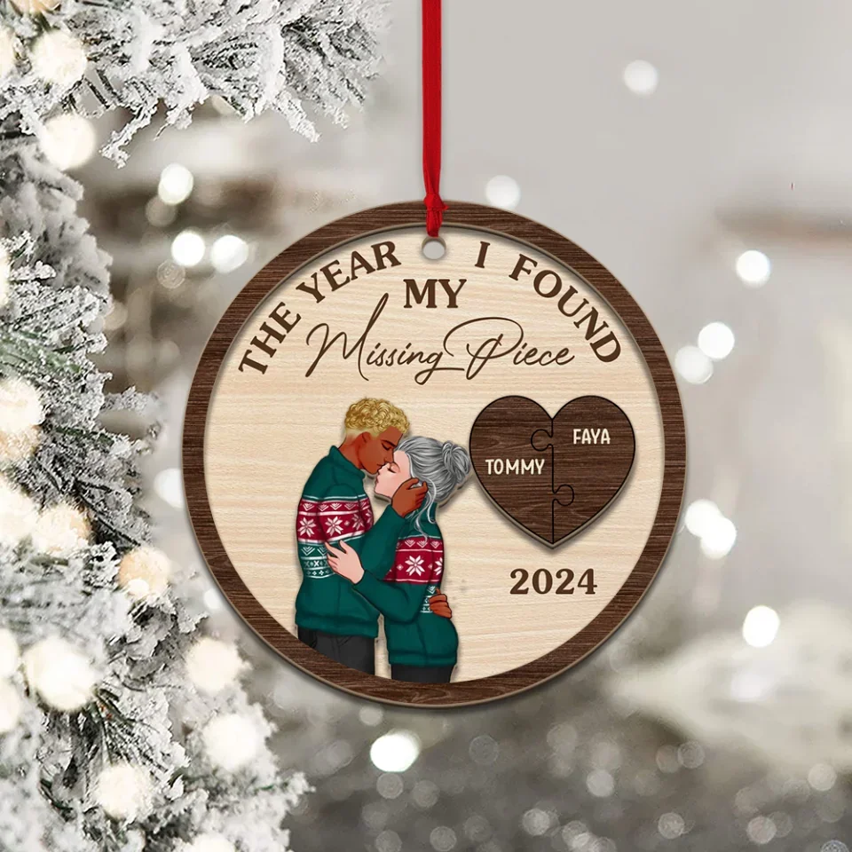 The Year I Found My Missing Piece Kissing Couples - Personalized 2-Layered Wooden Ornament - Gift For Christmas - Image 7