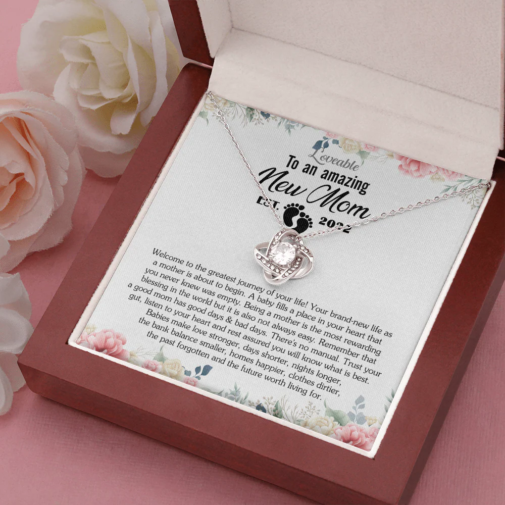 To an Amazing New Mom Est 2025 White Gold Necklace - Image 6